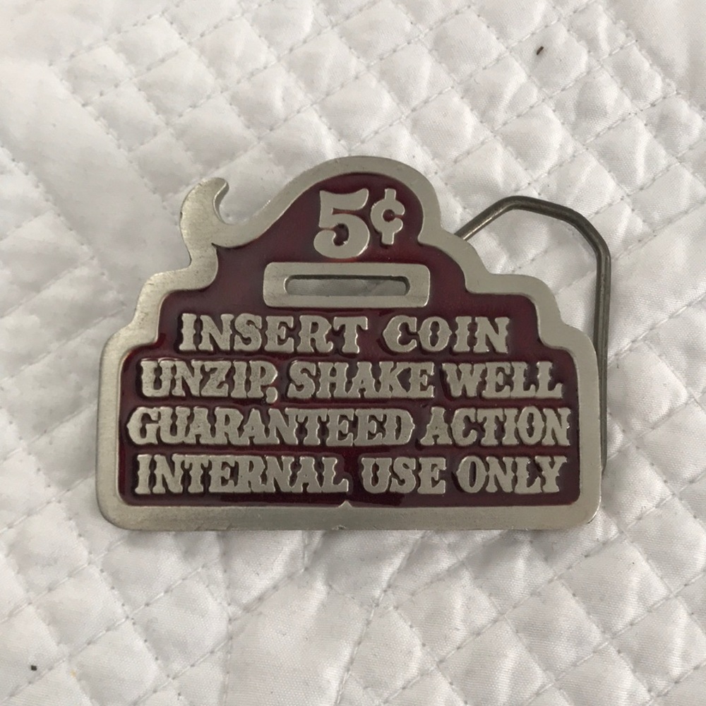 Vintage enameled belt buckle - Comical